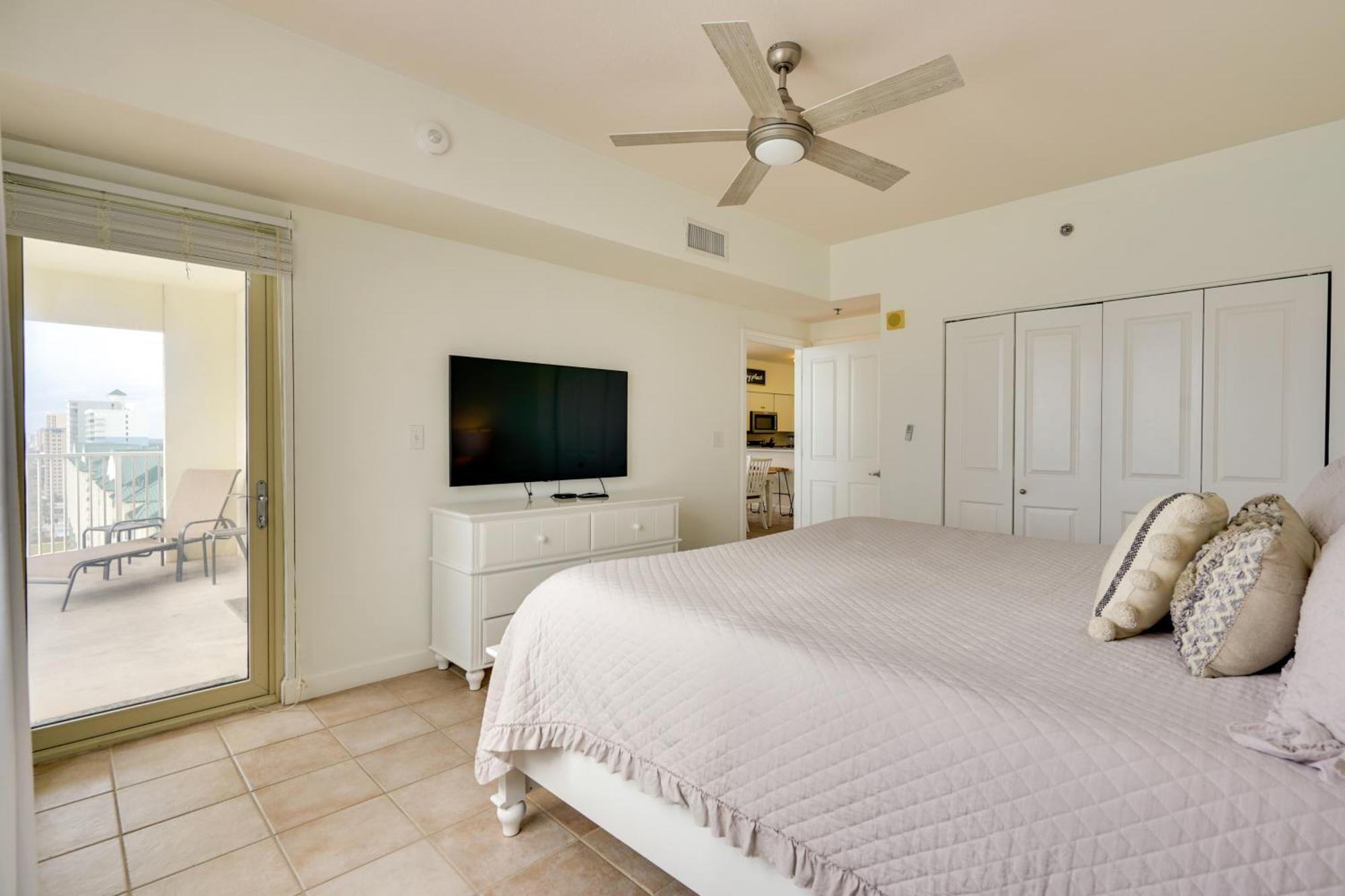 Beachfront Pcb Condo With Ocean View, Pool Access! Panama City Beach Bagian luar foto