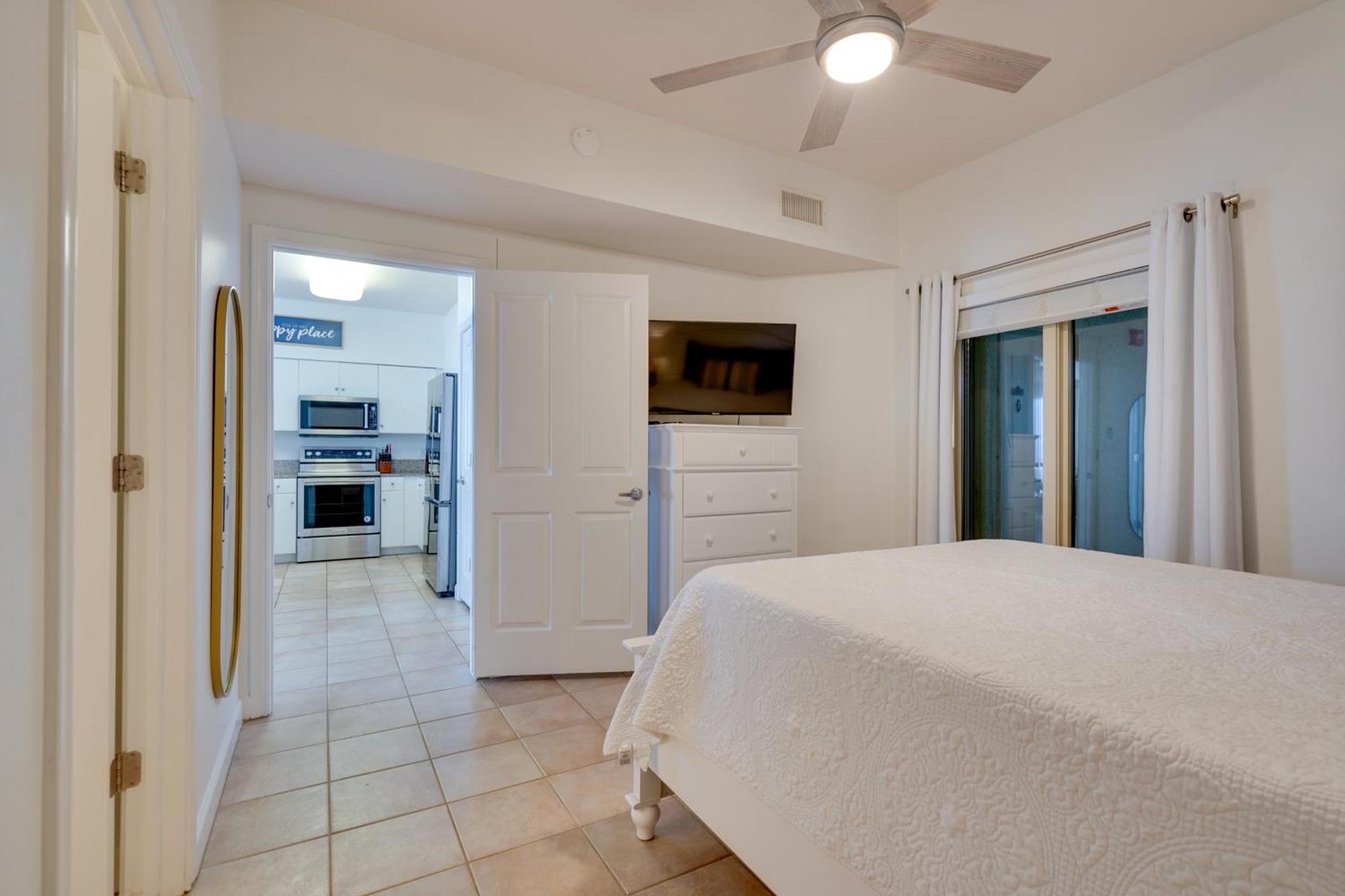 Beachfront Pcb Condo With Ocean View, Pool Access! Panama City Beach Bagian luar foto
